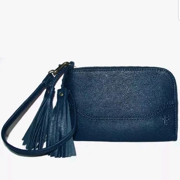 Frye Handbags - 🔥🔥🔥Frye Paige Wristlet Navy🔥🔥🔥